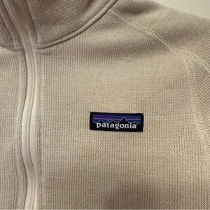Women’s Patagonia Better Sweater 1/4 zip fleece  Size Small